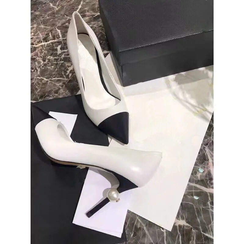 autumn color matching stiletto pumps