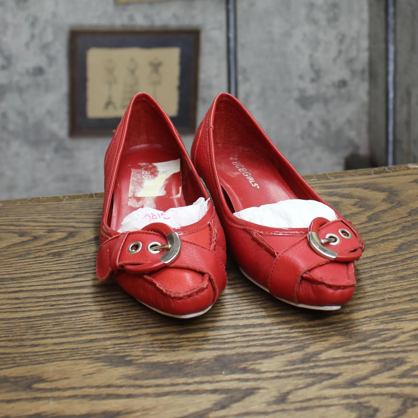BCBGirls Womens Vintage Leather Pull On Short Heels Salsa Red 6.5M