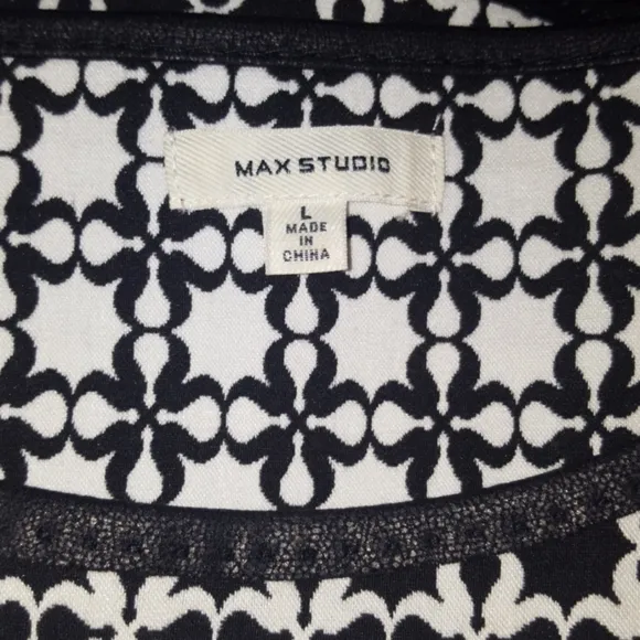❤Black &amp; White Print Max Studio Skirt Suit❤