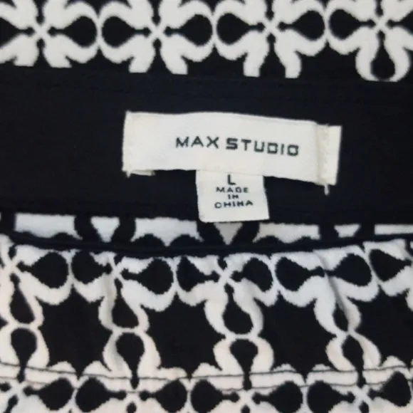 ❤Black &amp; White Print Max Studio Skirt Suit❤
