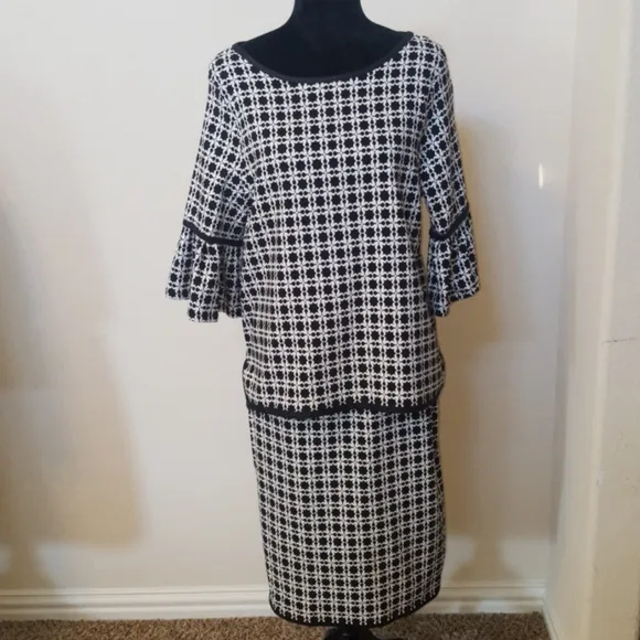 ❤Black &amp; White Print Max Studio Skirt Suit❤