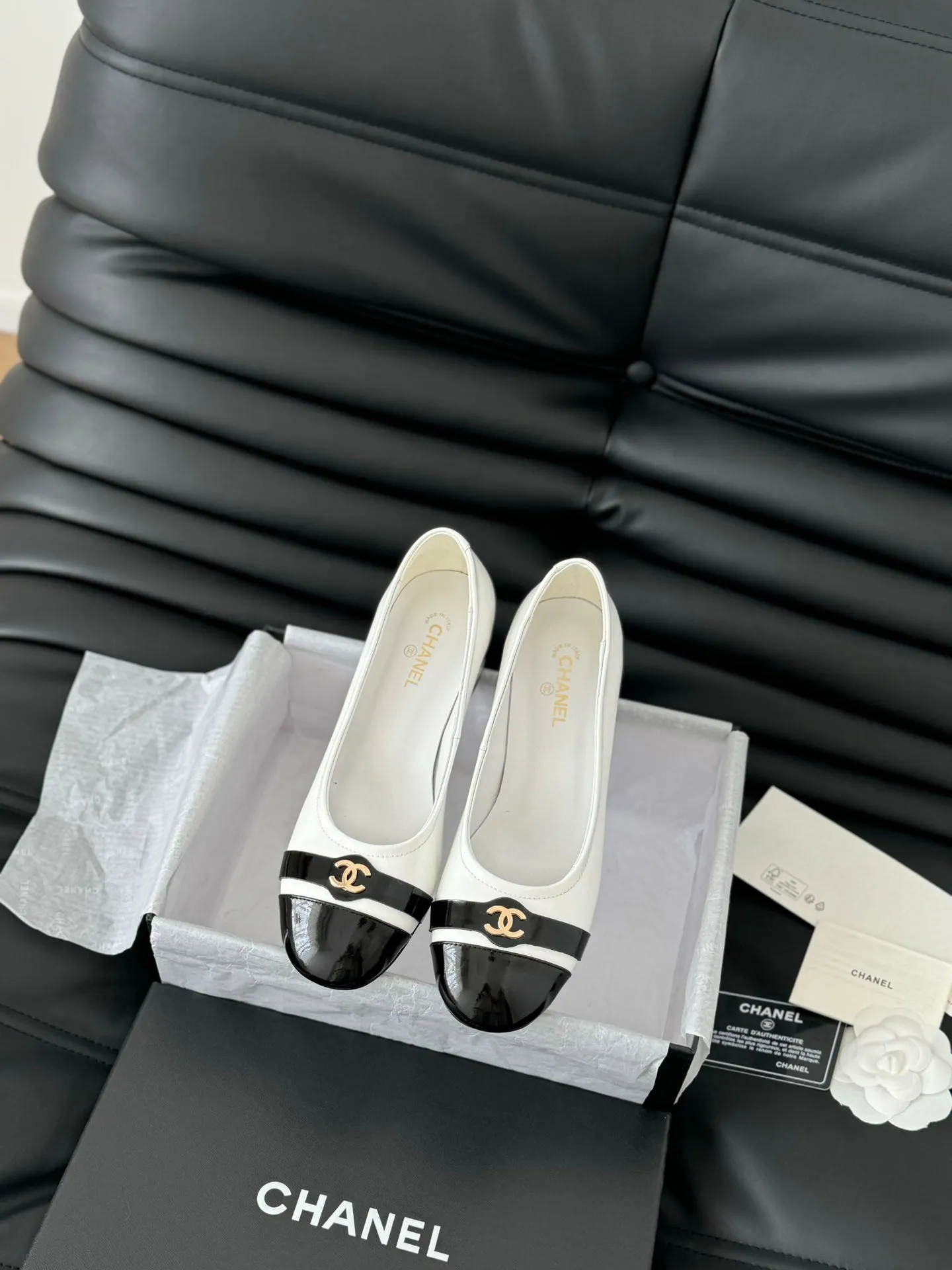 CC High Heels White Black Lambskin