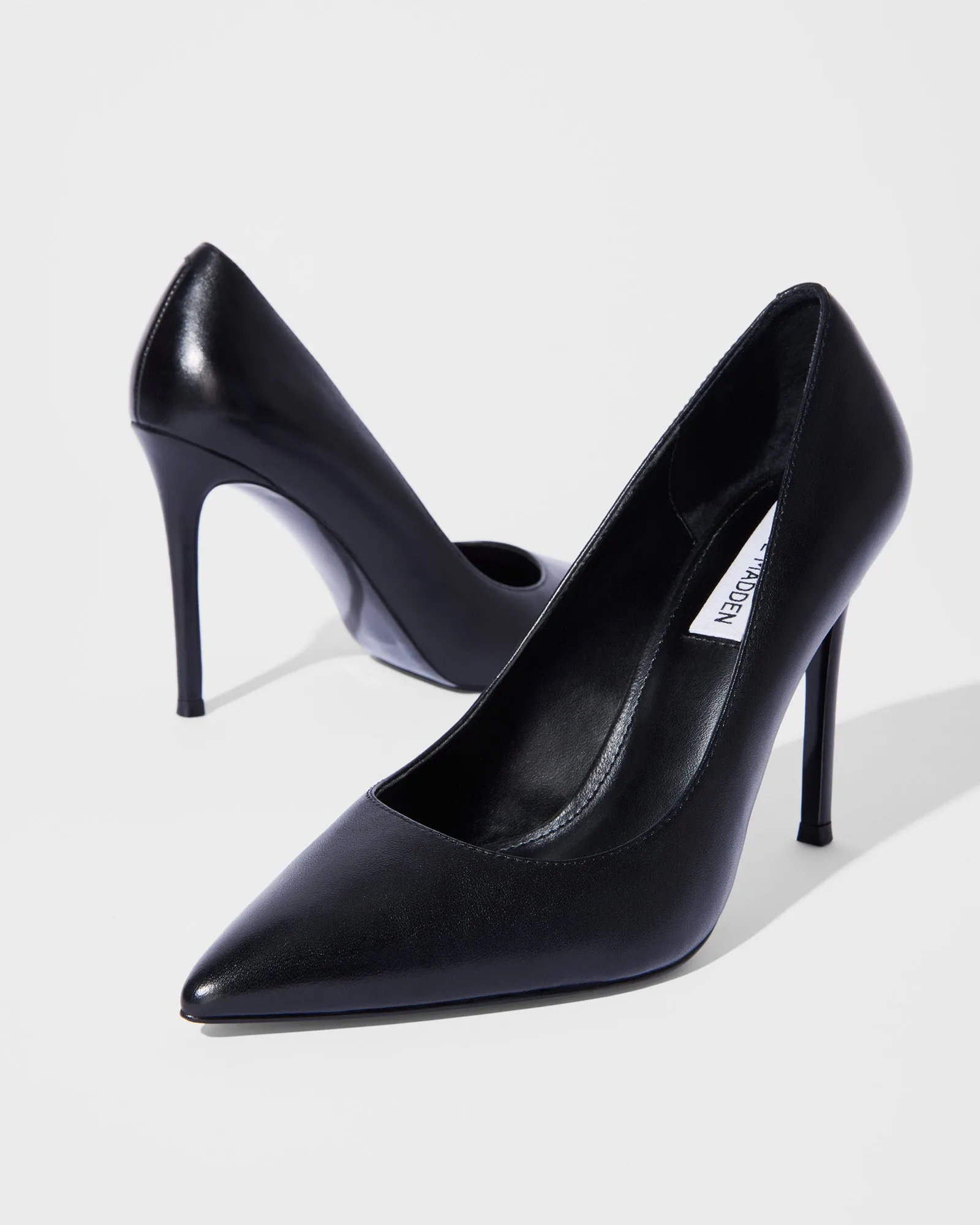 EVELYN BLACK LEATHER - SM REBOOTED
