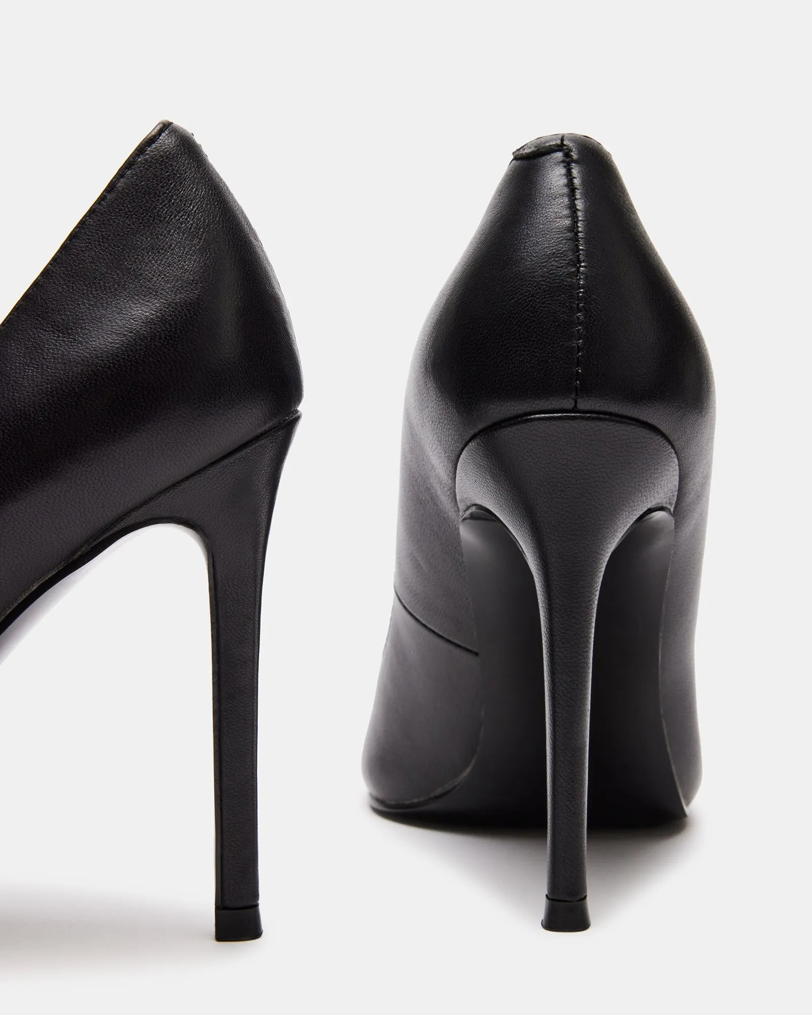 EVELYN BLACK LEATHER - SM REBOOTED