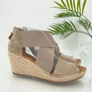 Gentle Souls Women's Colleen Sandal 10 Espadrille Wedge Cross Strap Tan Suede