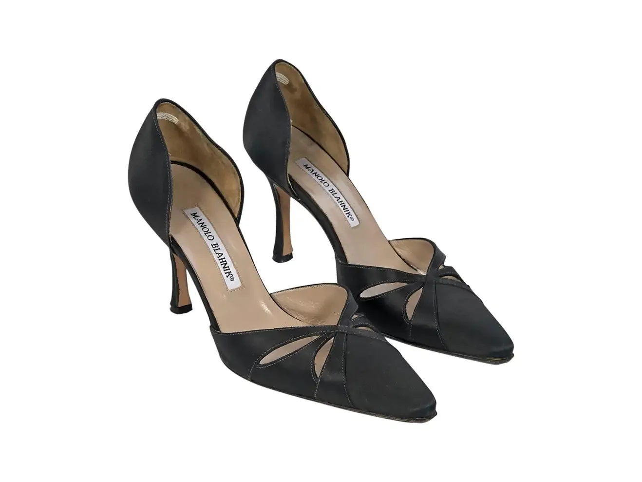 MANOLO BLAHNIK CUTOUT ACCENT PUMPS