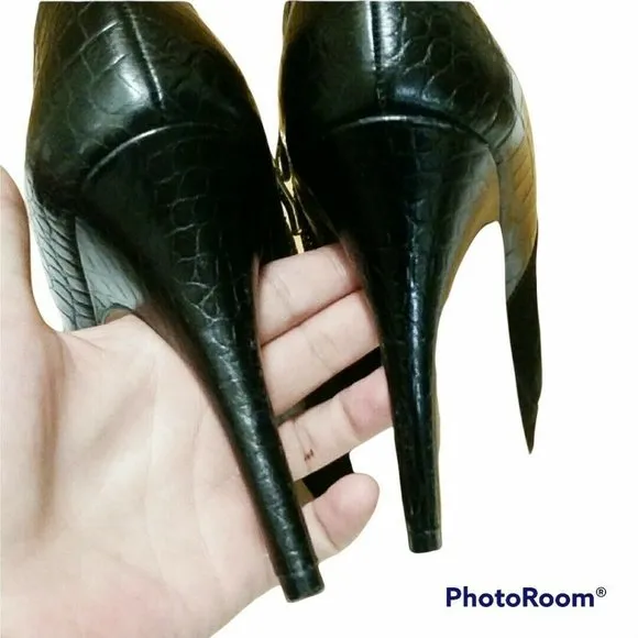 New Sz 8.5  Vince Camuto Elvin Suede Black Leather Stiletto Heel Gold Zip Bootie