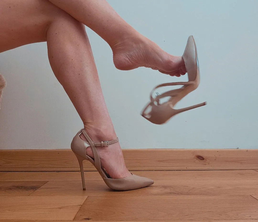 Nude stunning Strappy Heels - UK5