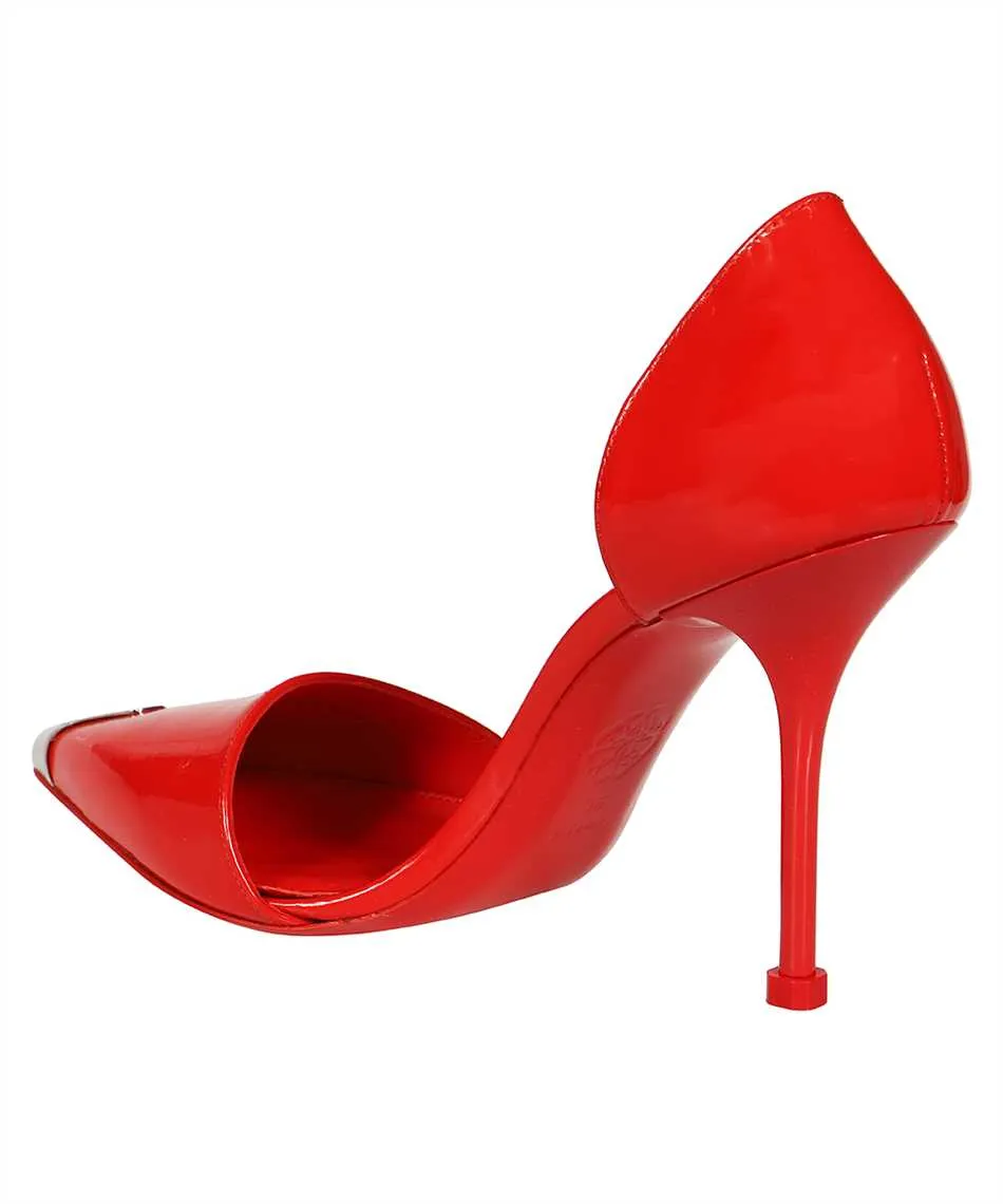 Patent leather pointy toe d'Orsay pumps