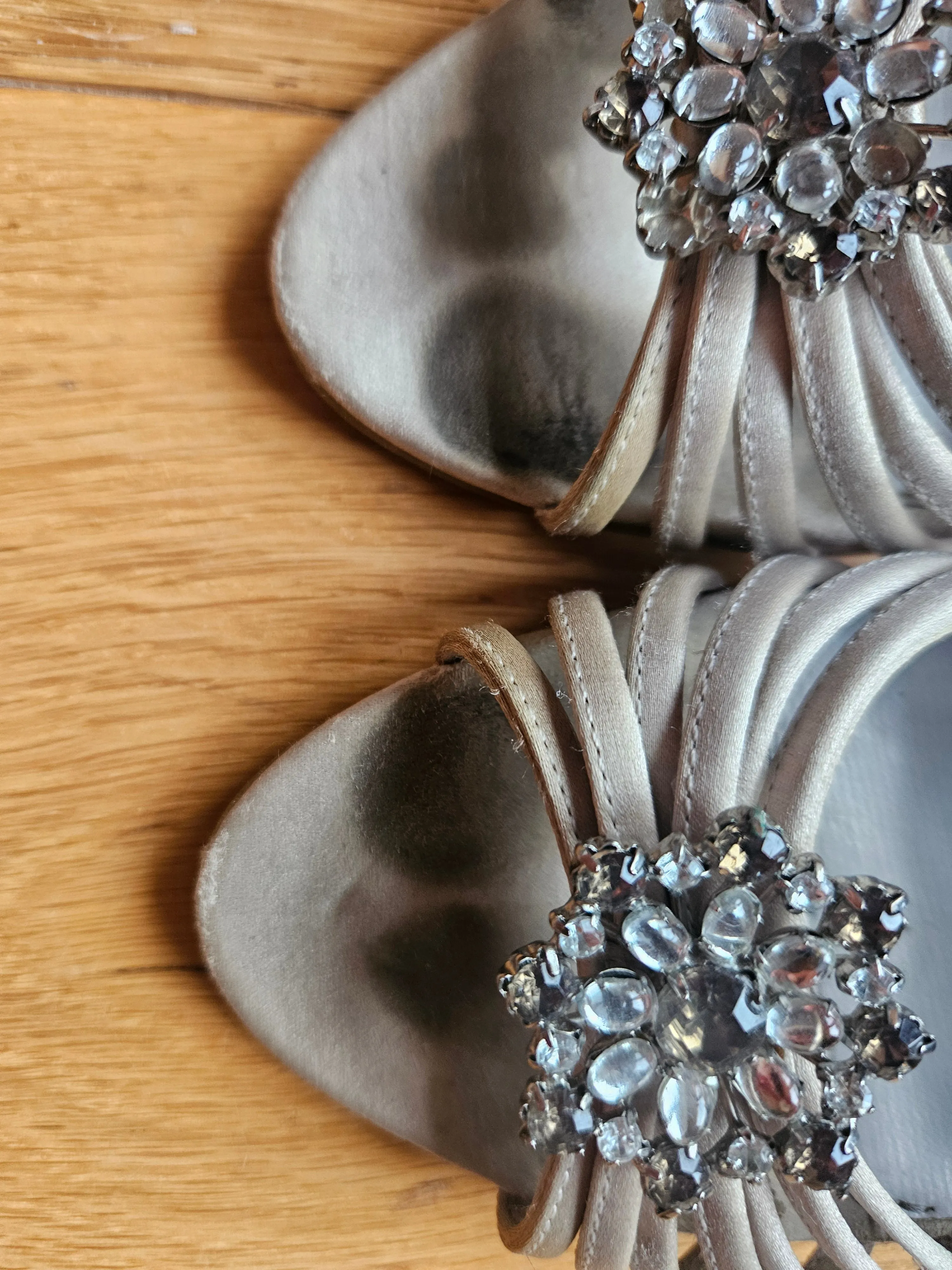 Pretty well worn heels with jewel design - UK5