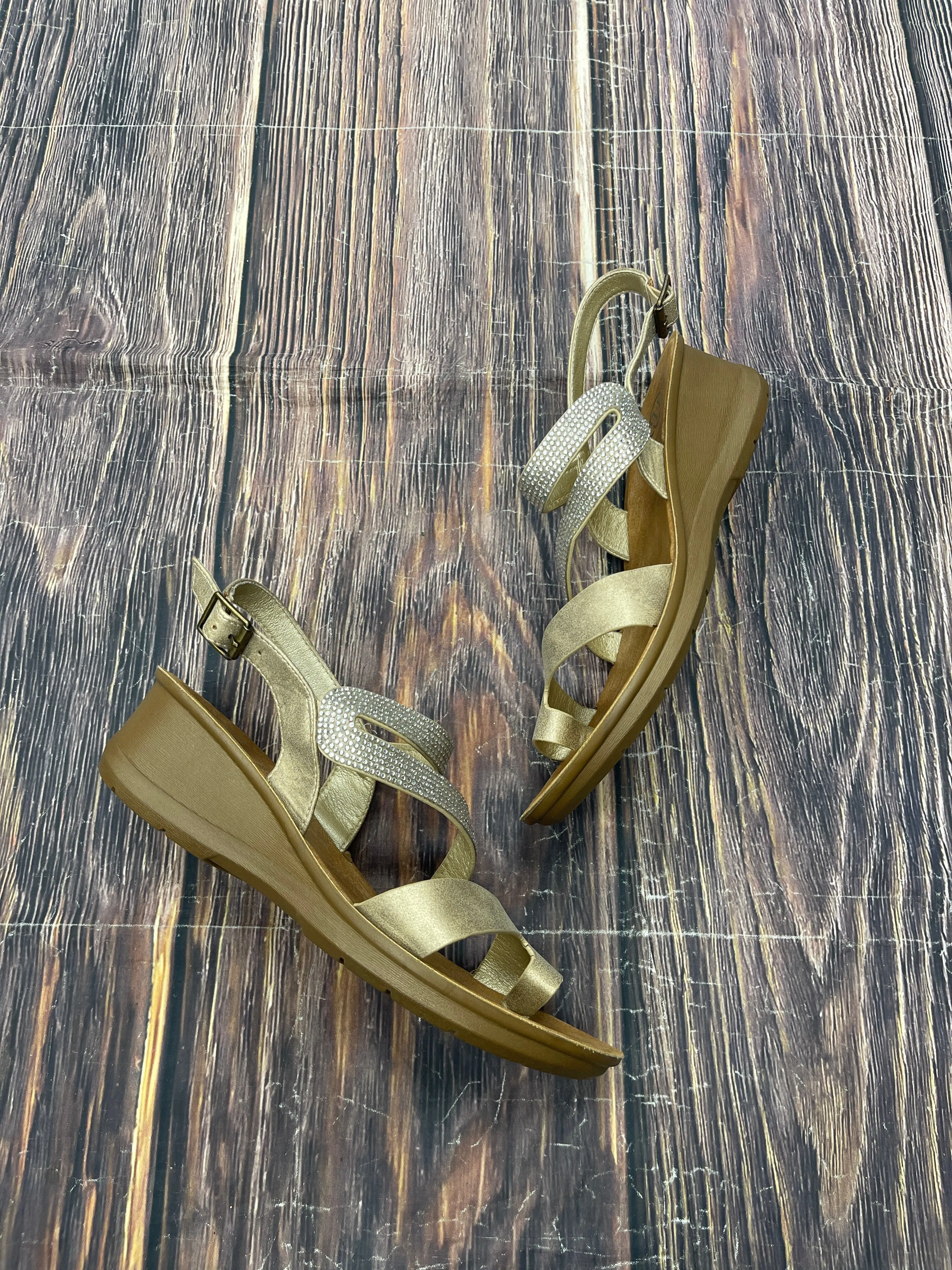Sandals Heels Platform By Daisy Fuentes In Tan, Size: 8