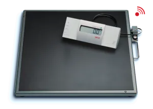 seca 635r - Class III high capacity flat scale, with extra large platform, carry handle & RS232 connectivity - ideal for Renal Units