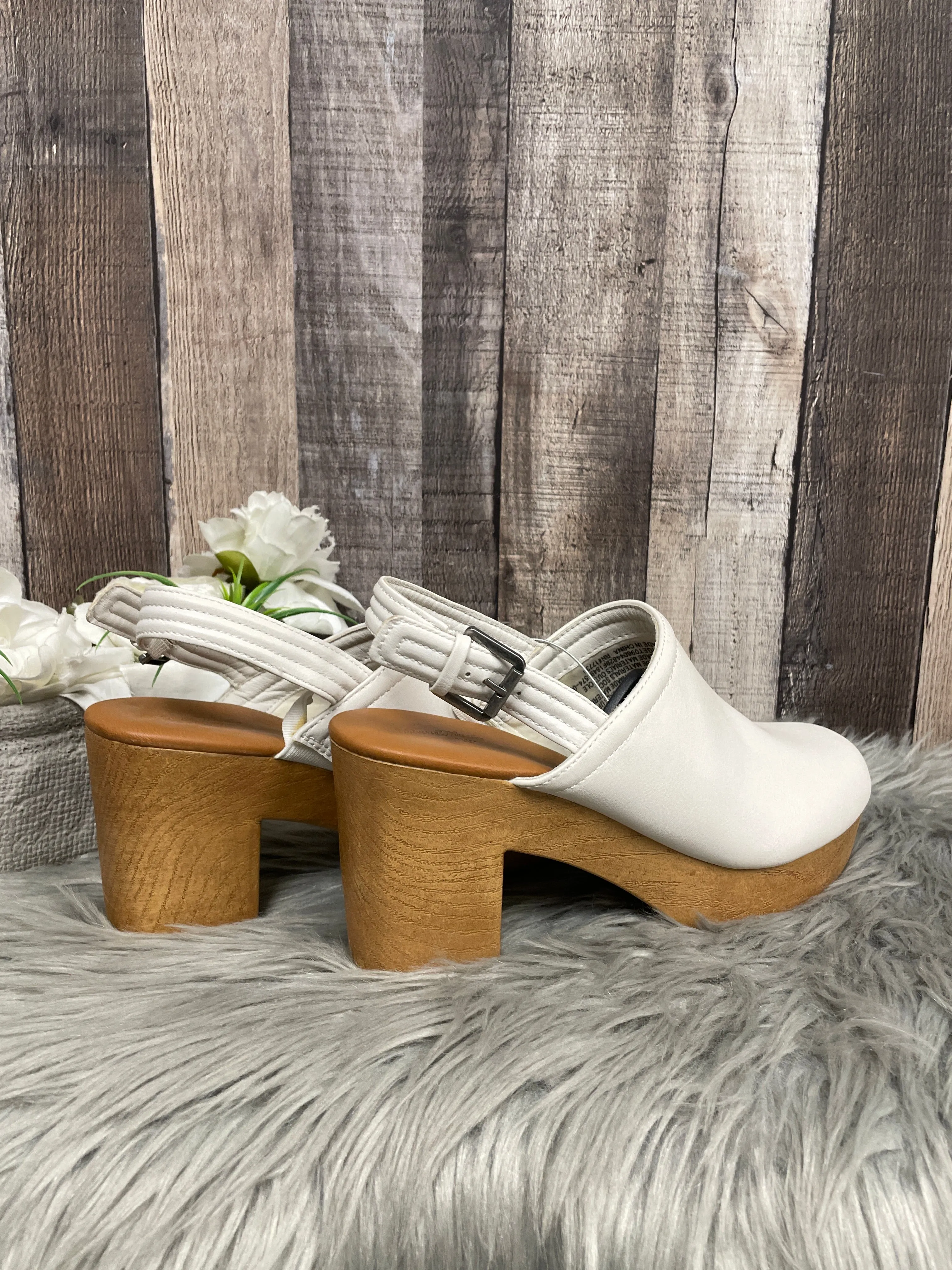 Shoes Heels Platform By Universal Thread In Ivory, Size: 9.5
