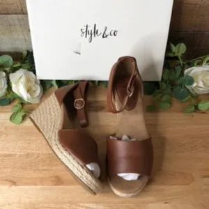 Style & Co Seleeney Wedge Sandals Brown, 10.5