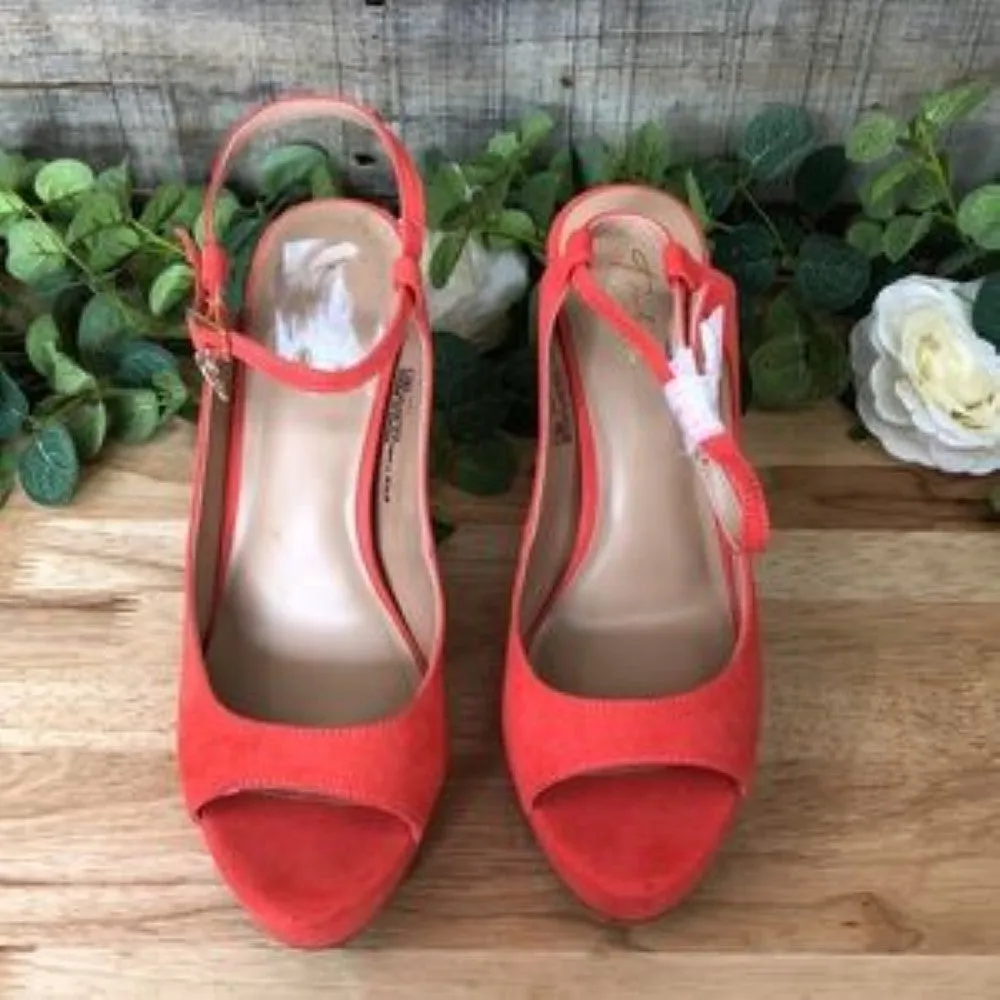 Thalia Sodi Chhloe Faux Suede Platform Heels Pink 9.5 Medium (B M)