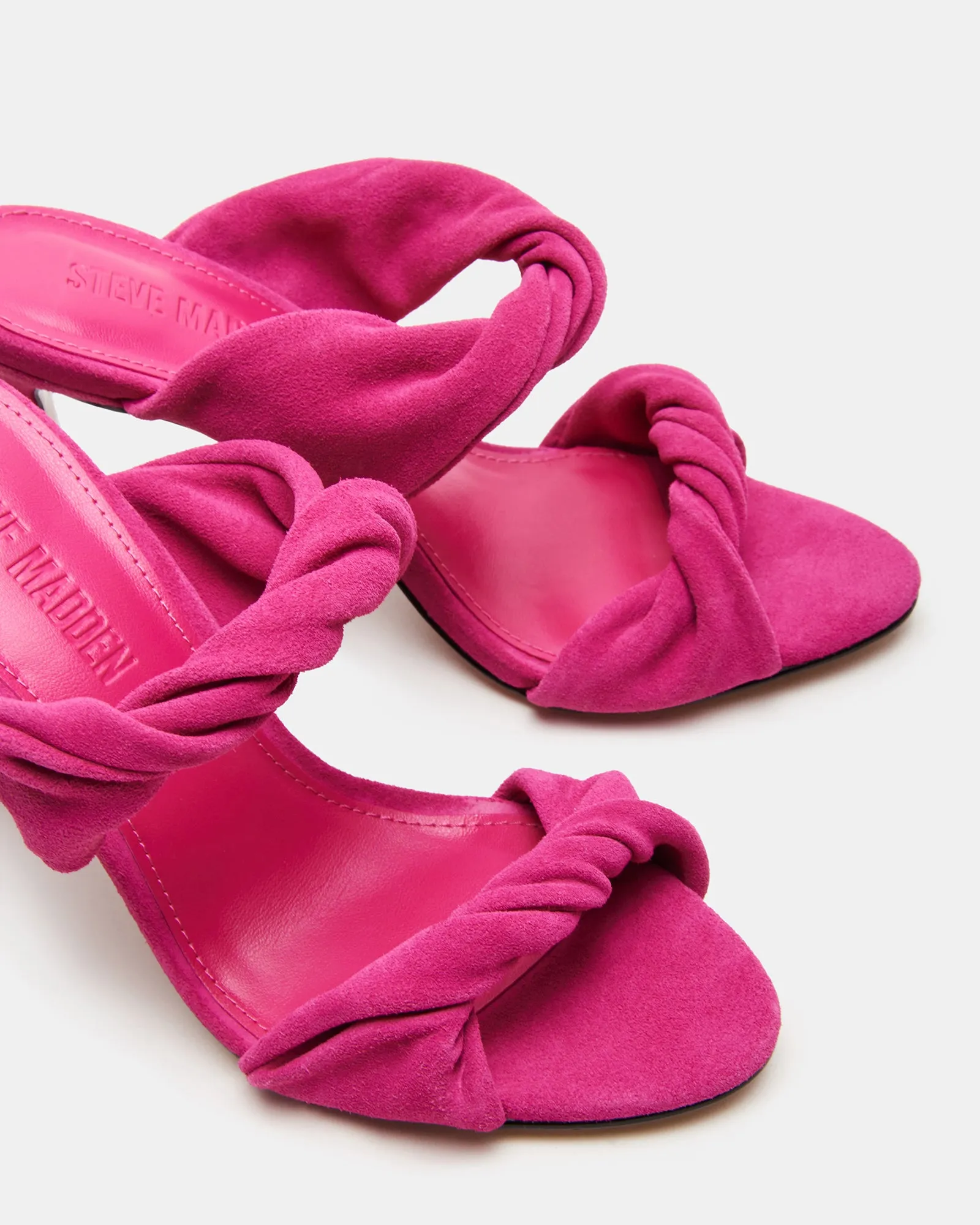 TROPHY FUCHSIA SUEDE