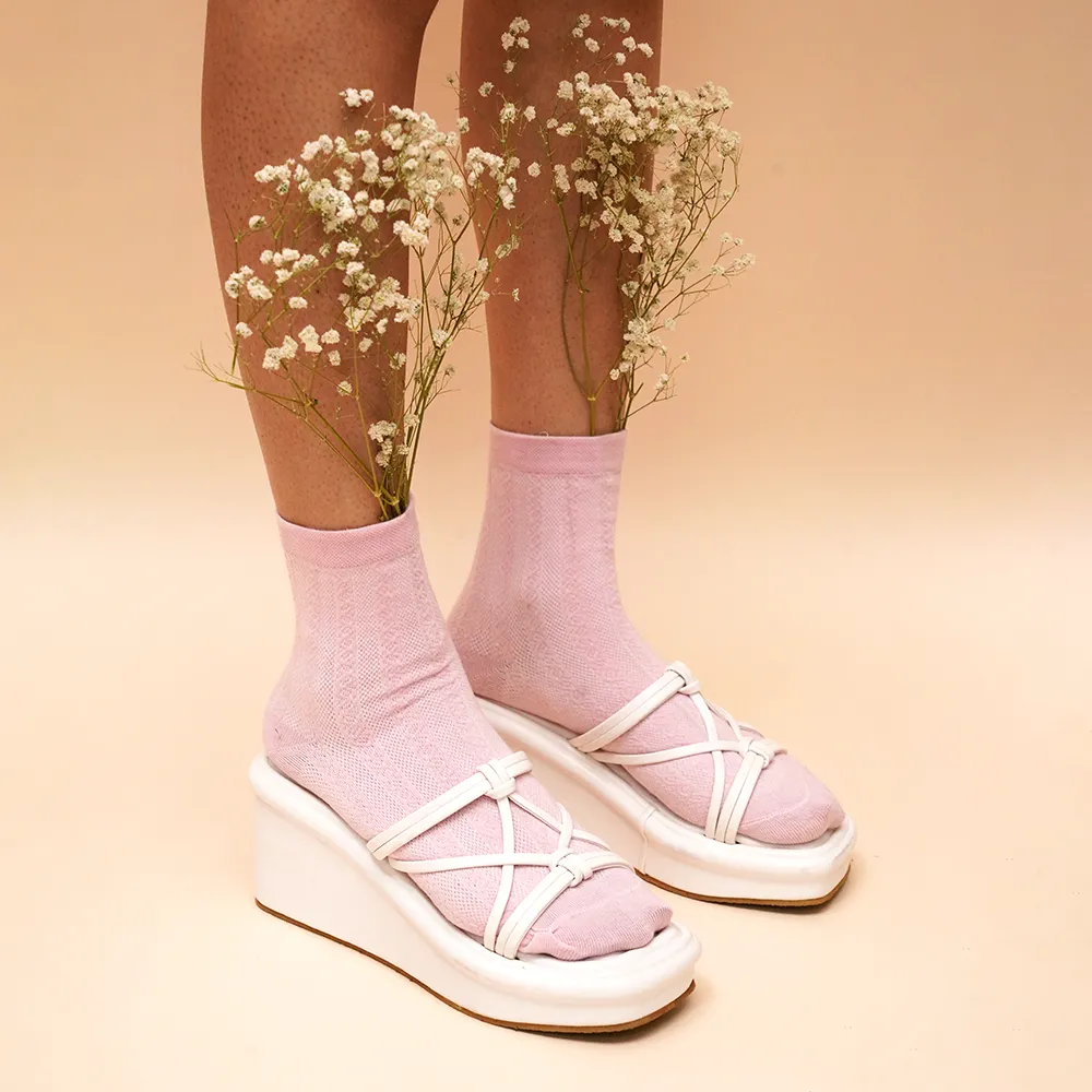White Spaghetti Platforms